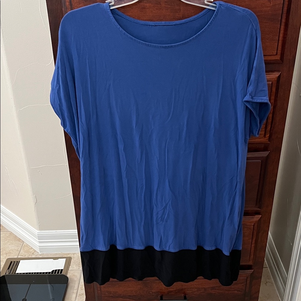 J. Jill Blue and Black Short Sleeve Tunic